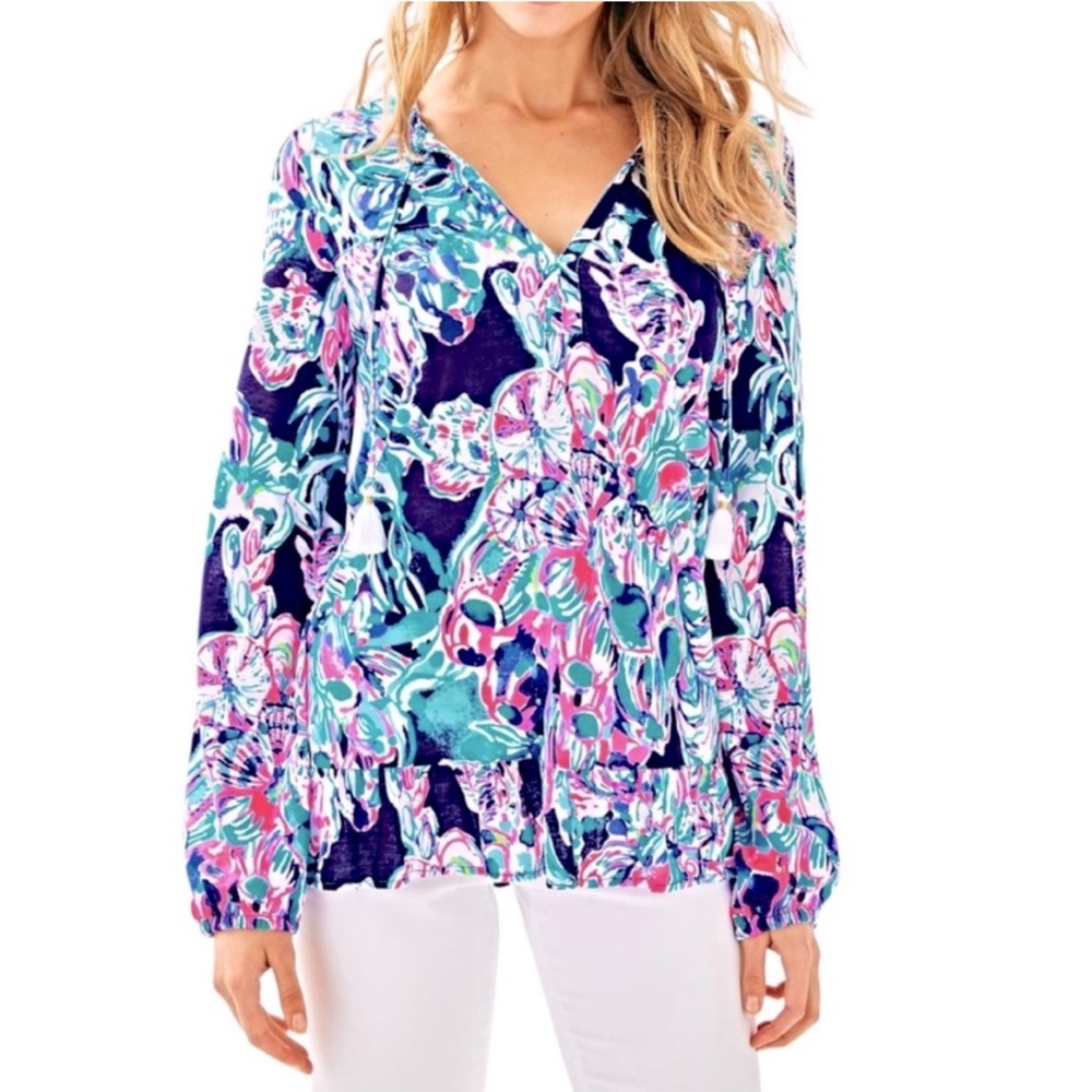 Lilly Pulitzer Daisy Top in Caught Up